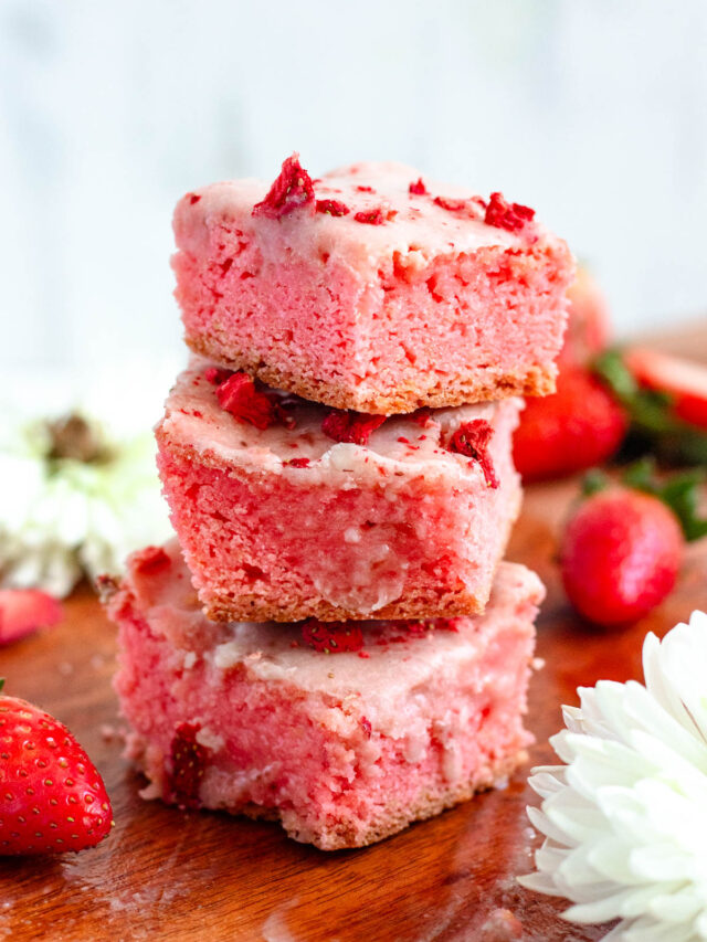 cropped-Strawberry-Brownies-15.jpg