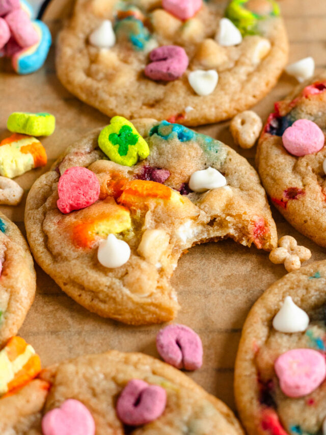 cropped-Lucky-Charms-Cookies-25.jpg