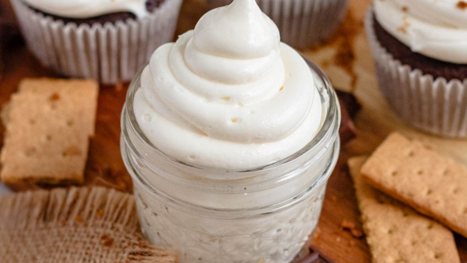 Marshmallow Fluff Frosting