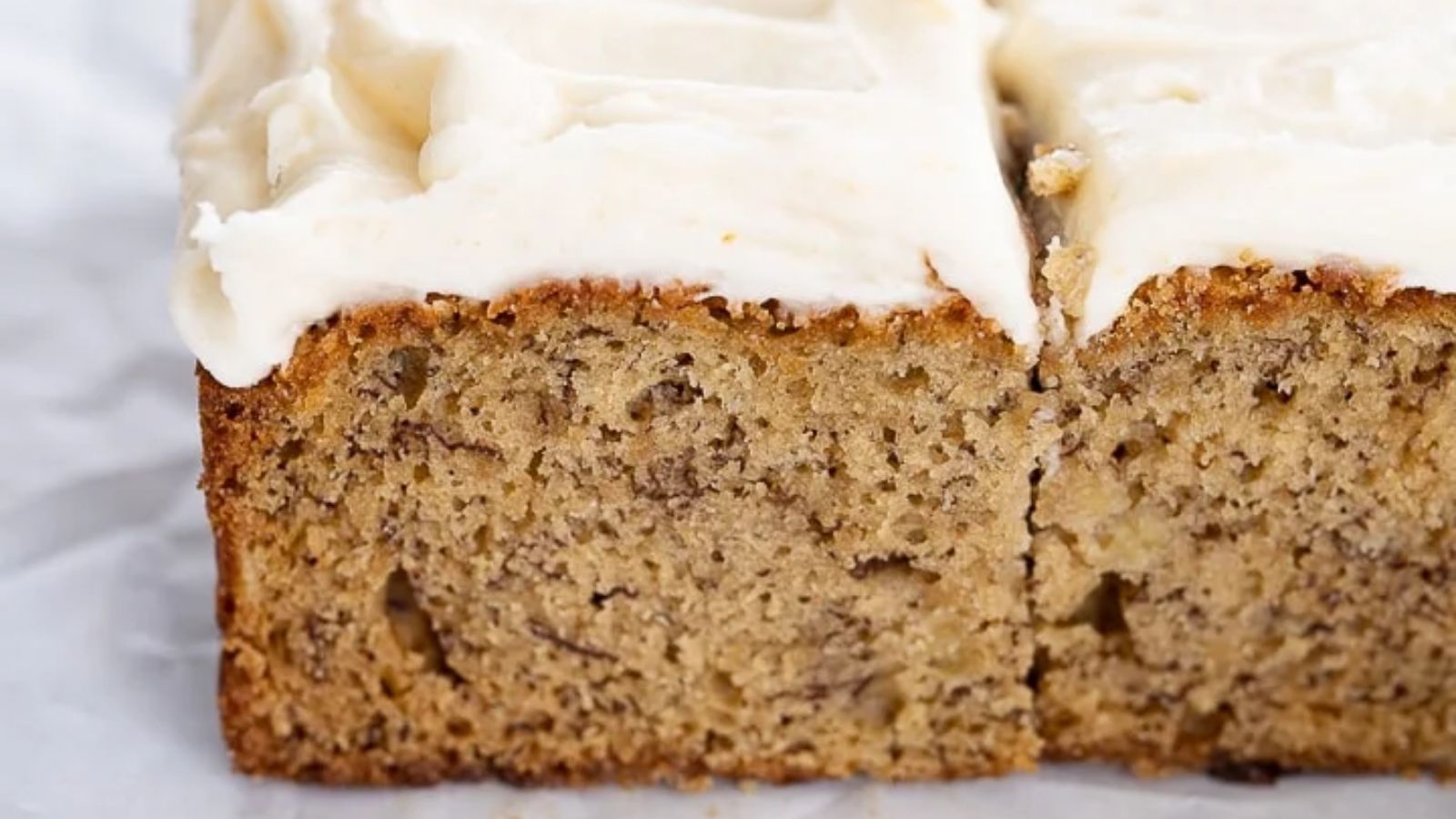 Easy Banana Cake Recipe with Frosting