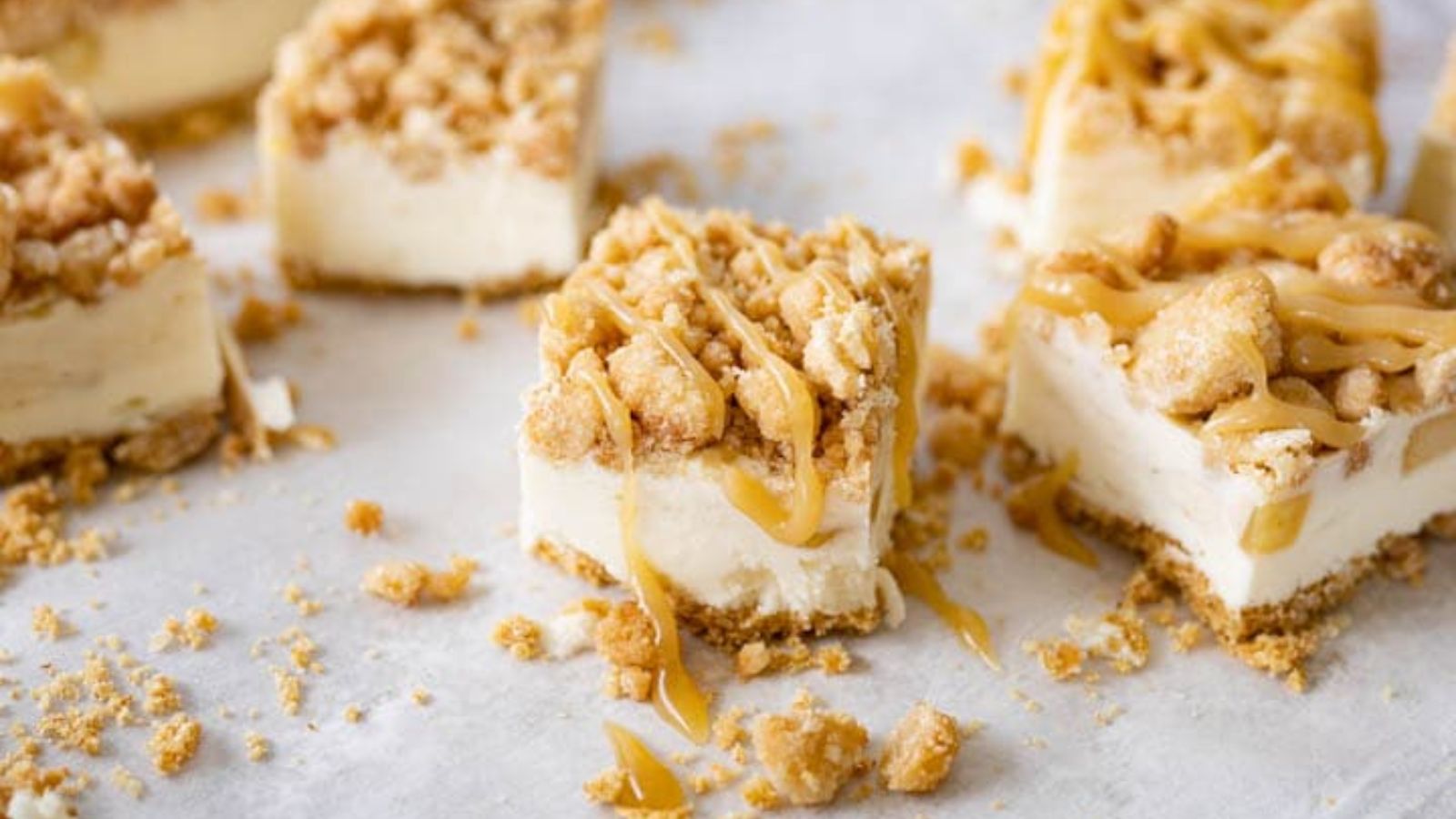 Caramel Apple Cheesecake Bars