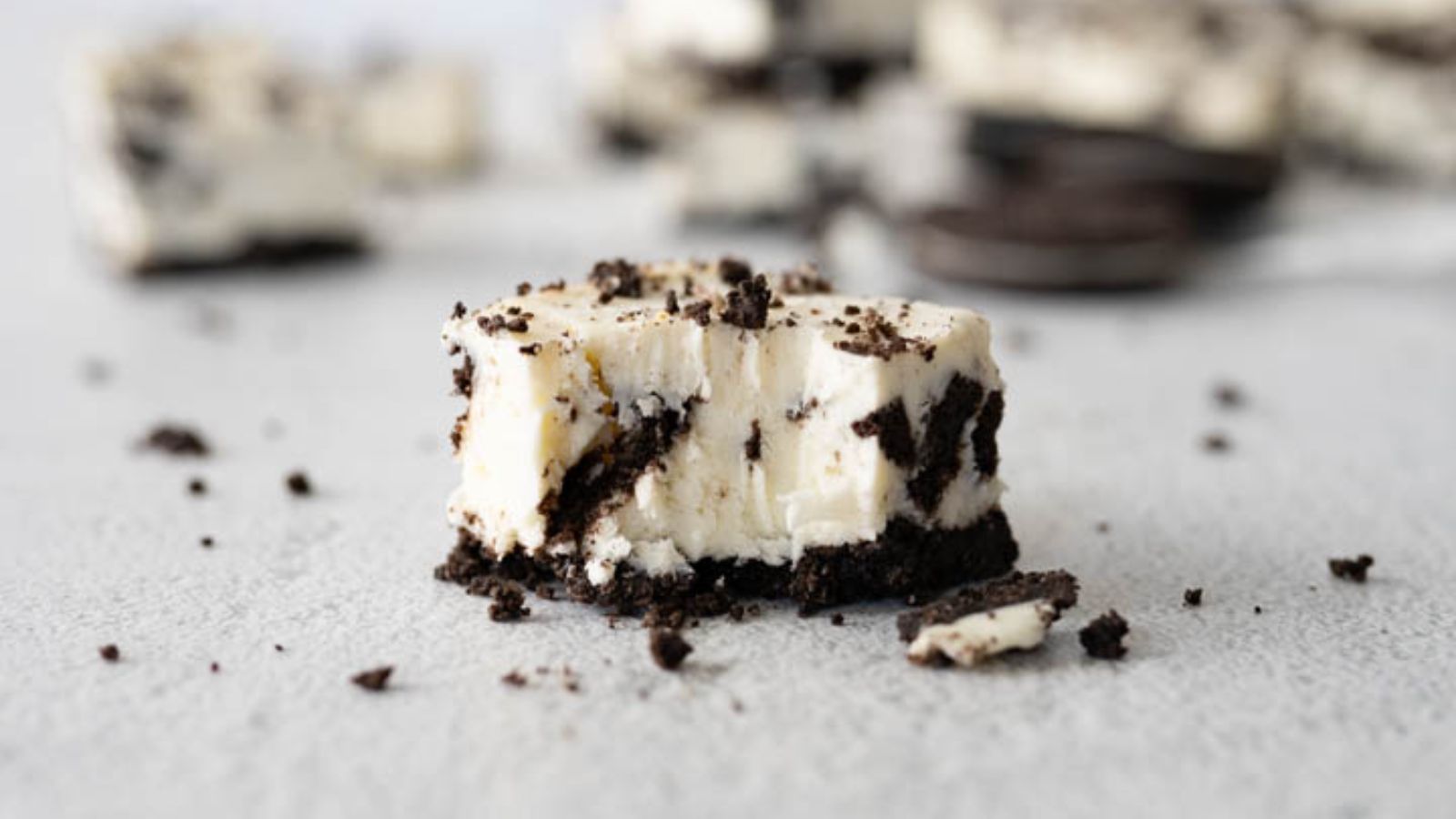 Oreo Cheesecake Bites