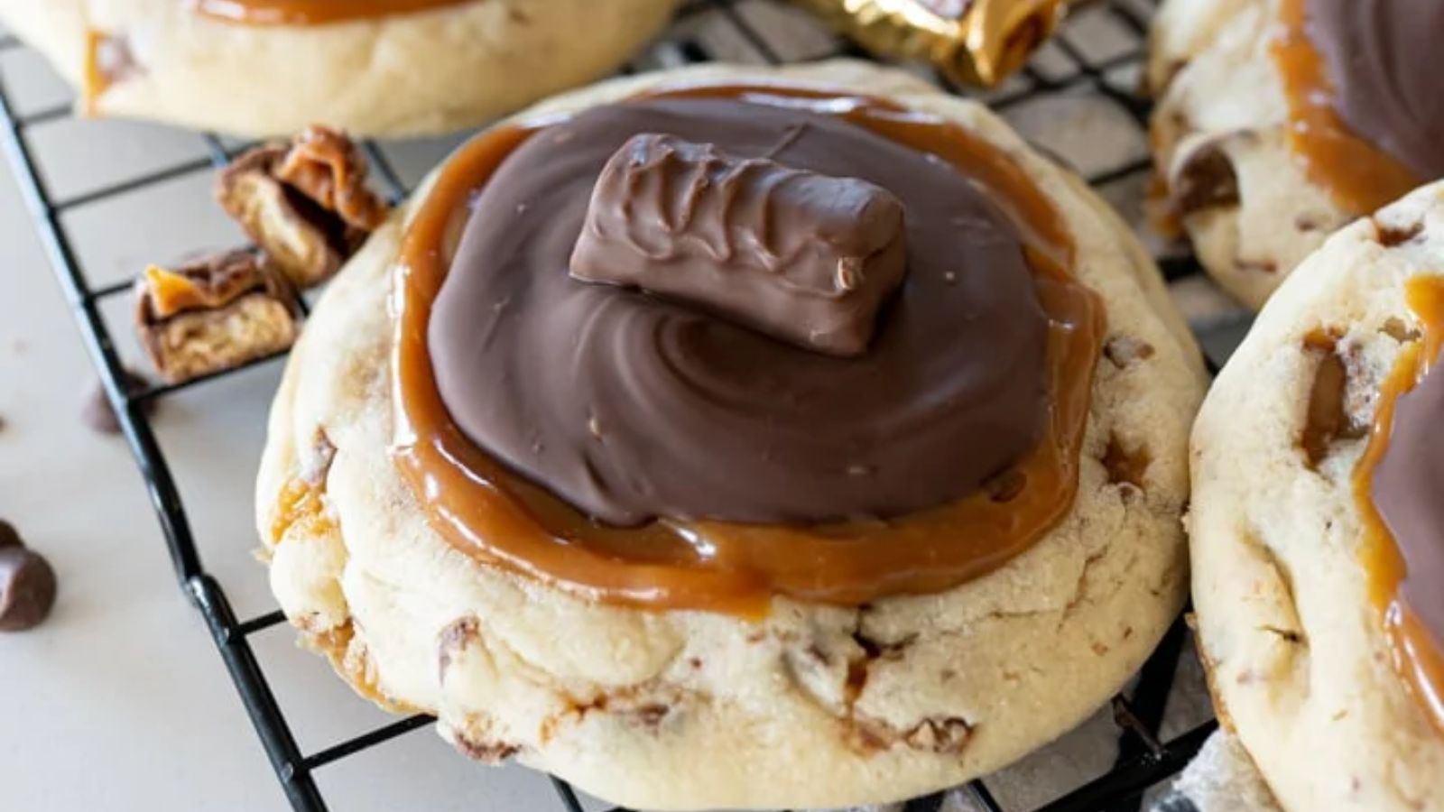 Crumbl Twix Cookies