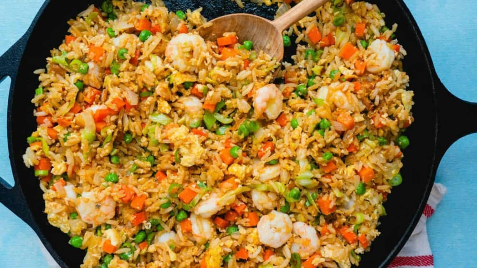 22 Fried Rice Recipes That Make Every Bite Bursting With Flavor - Savor ...