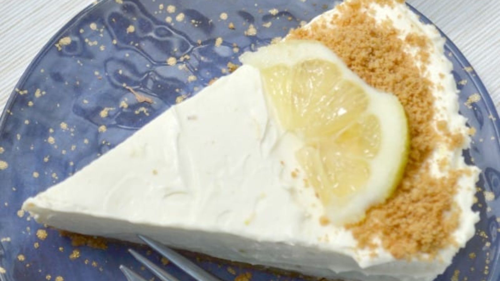 LEMON & GINGER NO-BAKE FAMILY CHEESECAKE