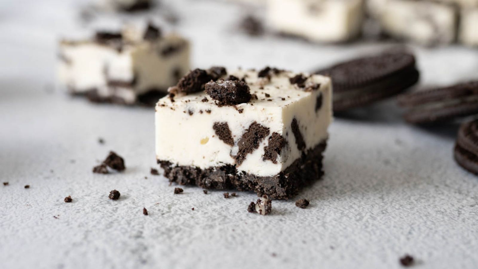 Oreo Cheesecake Bites