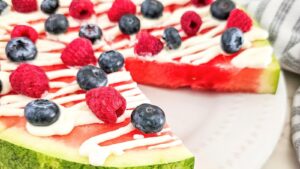 EASY FRUITY WATERMELON PIZZA