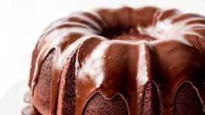 The Best Chocolate Bundt Cake