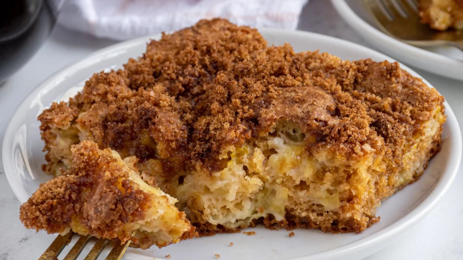Rhubarb Yogurt Coffee Cake