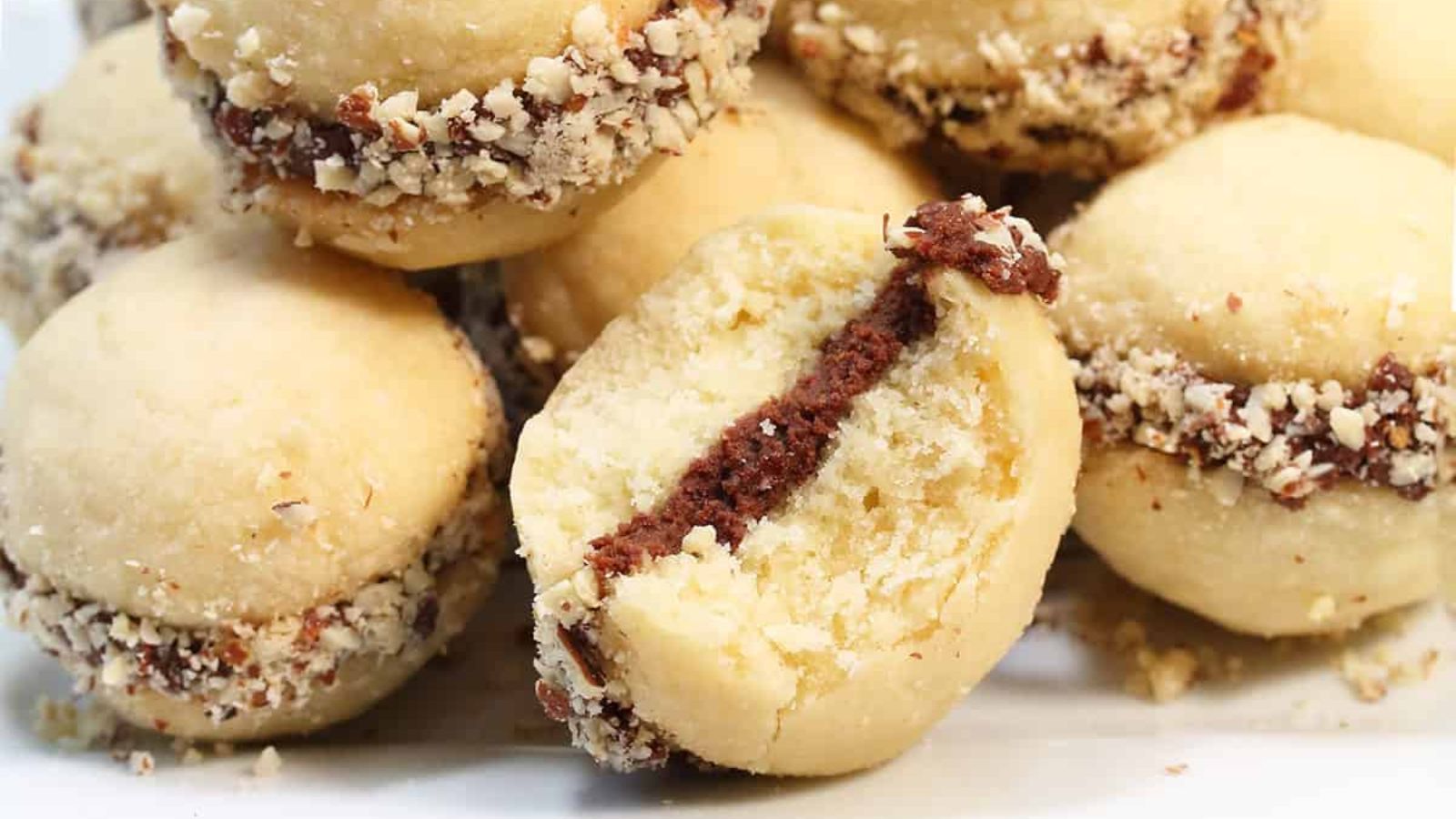 Almond Shortbread Cookies with Chocolate Filling