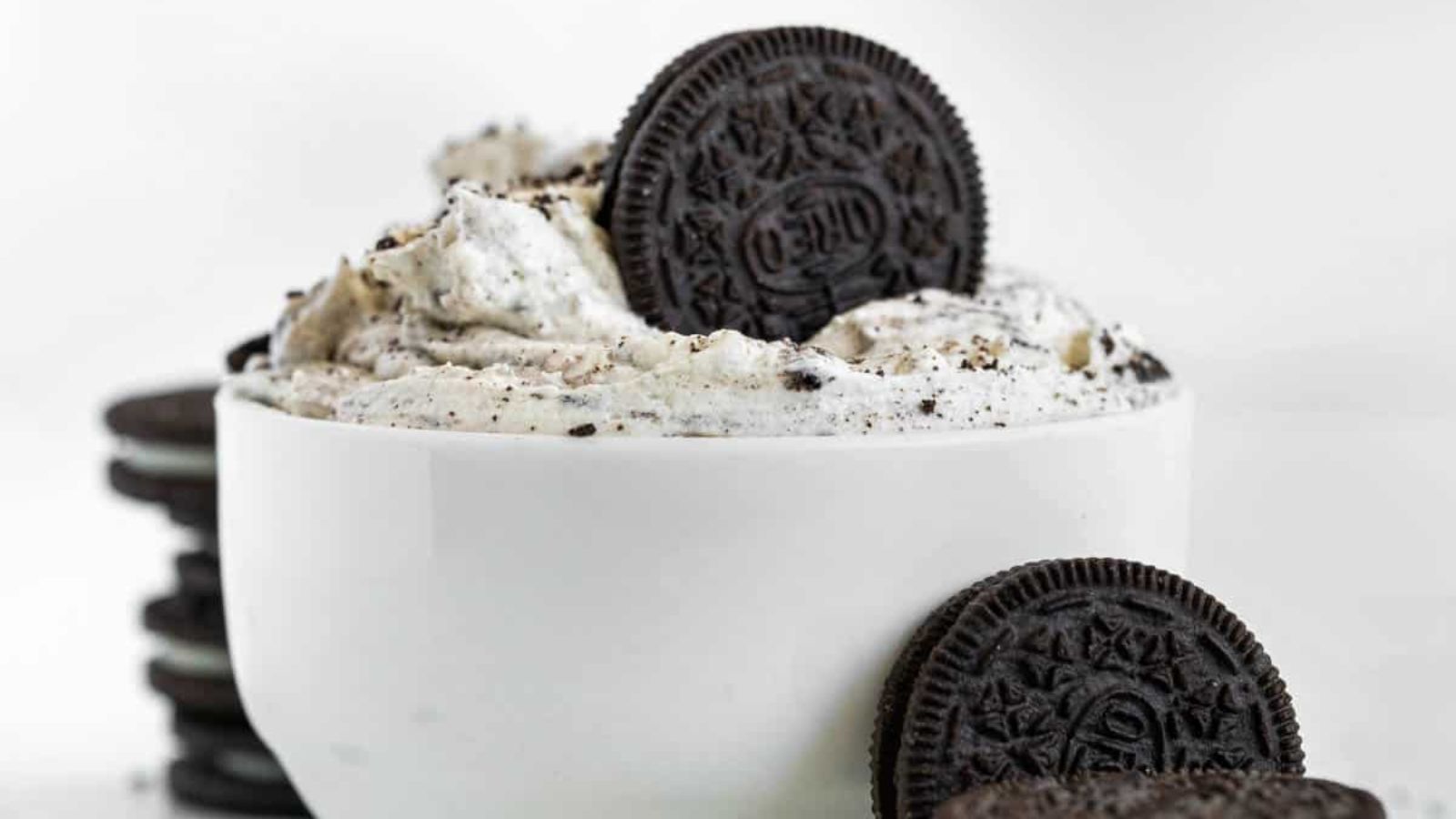 Easy Oreo Dip