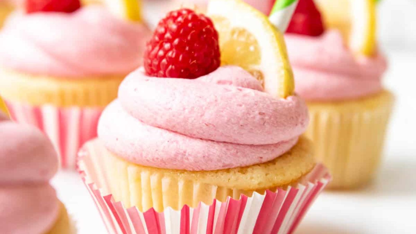 Raspberry Lemonade Cupcakes