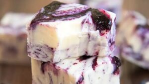 Blueberries and Cream Fudge