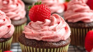 Strawberry Cream Cheese Frosting