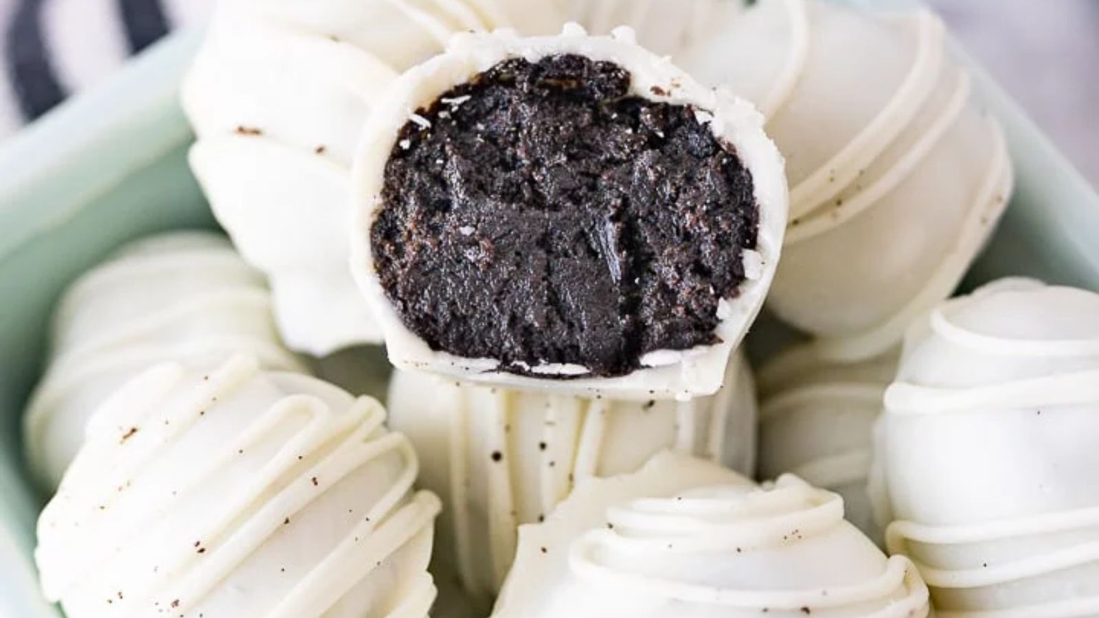 Oreo Balls with Cream Cheese