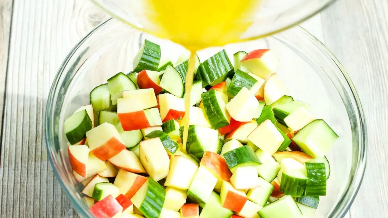 Quick & Easy Apple Cucumber Salad