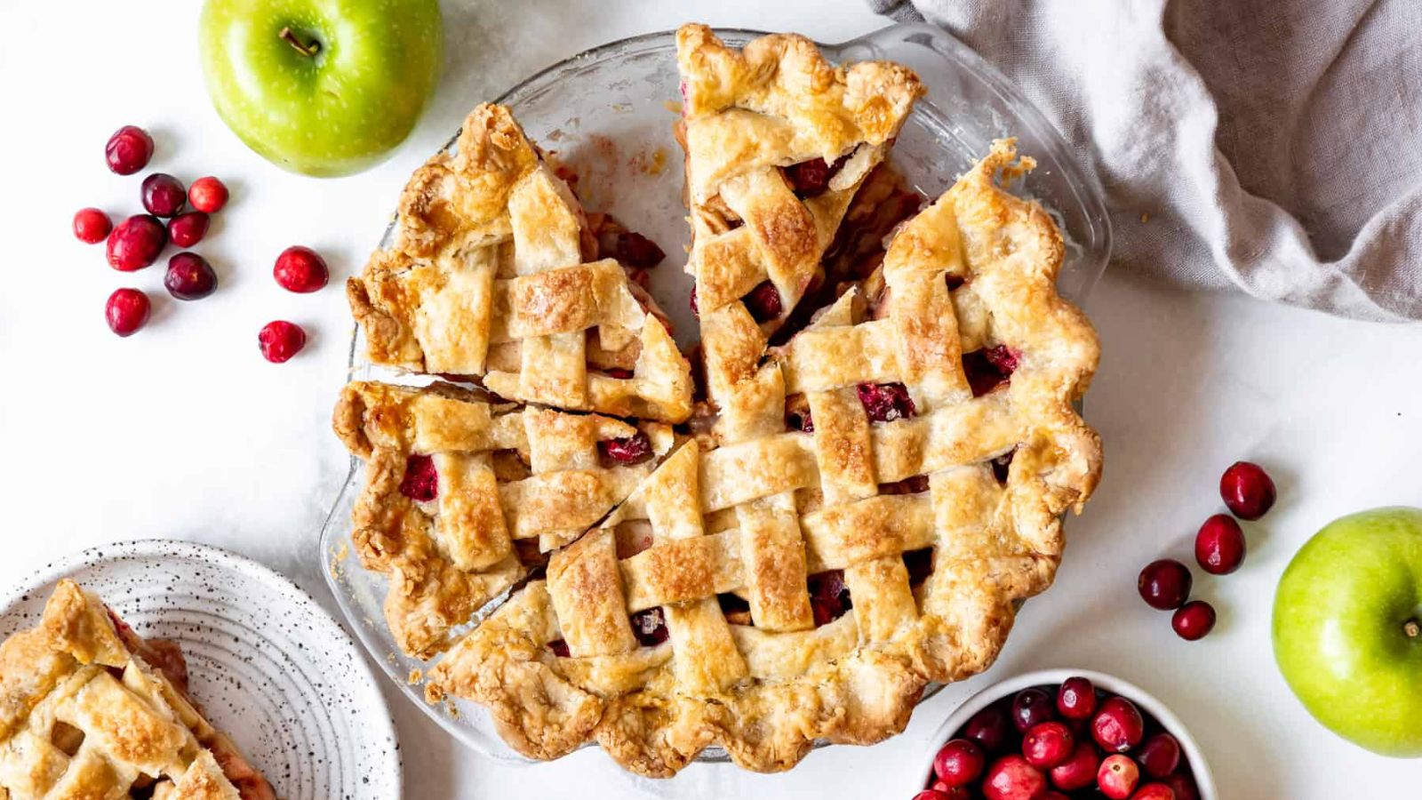 Easy Cranberry Apple Pie