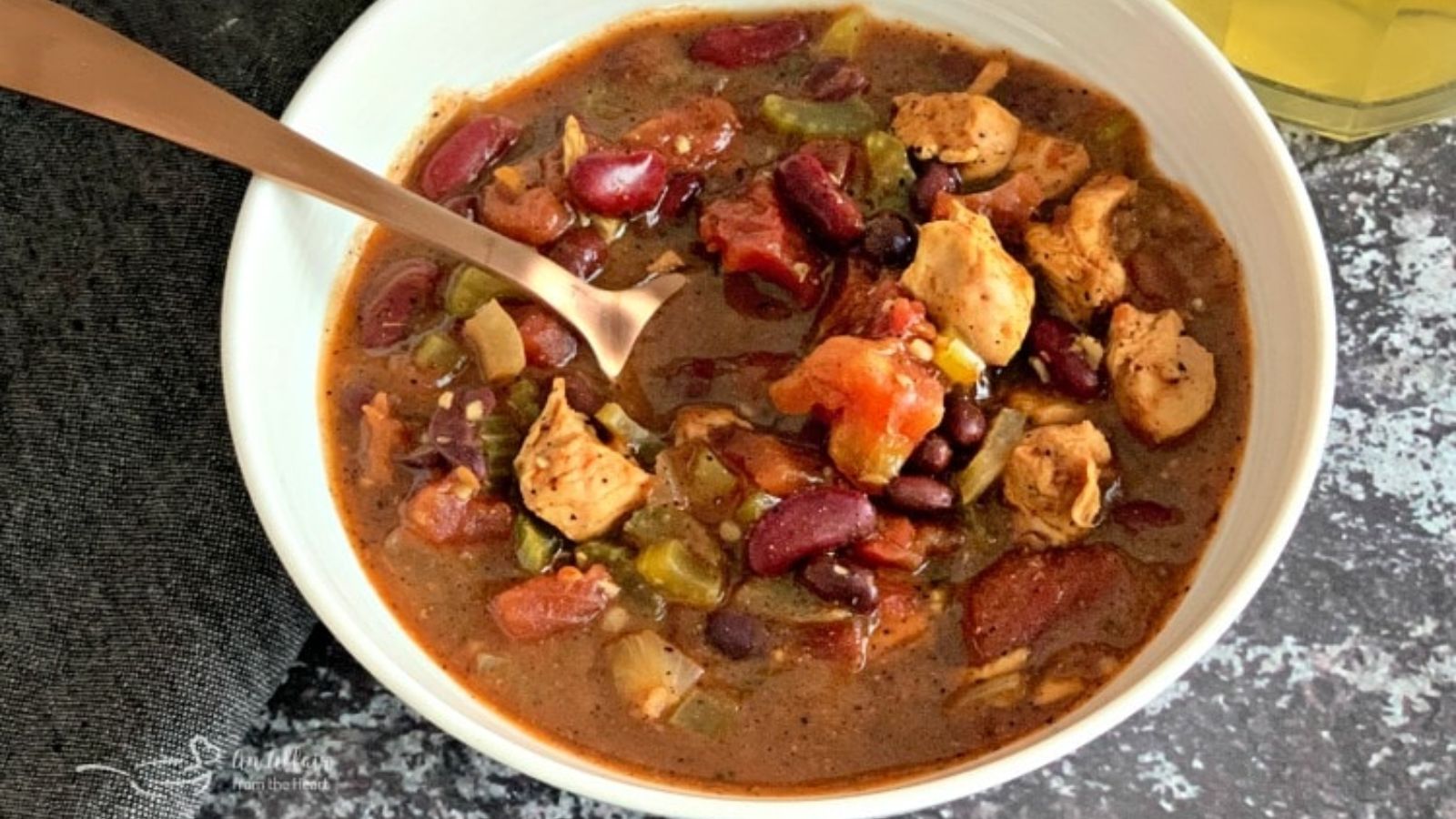 Slow Cooker Buffalo Chicken Chili