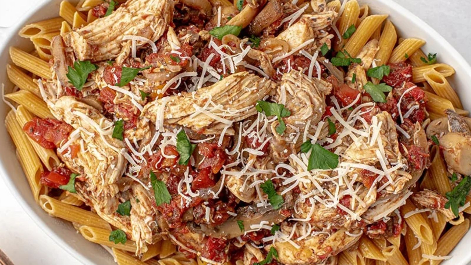 Slow Cooker Balsamic Chicken Pasta