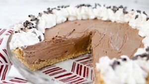 Creamy No-Bake Chocolate Cheesecake