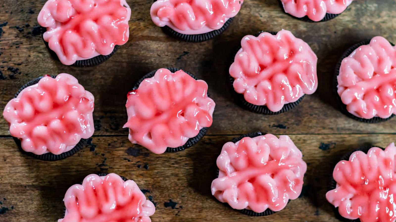 Halloween Oreo Brain Cookies