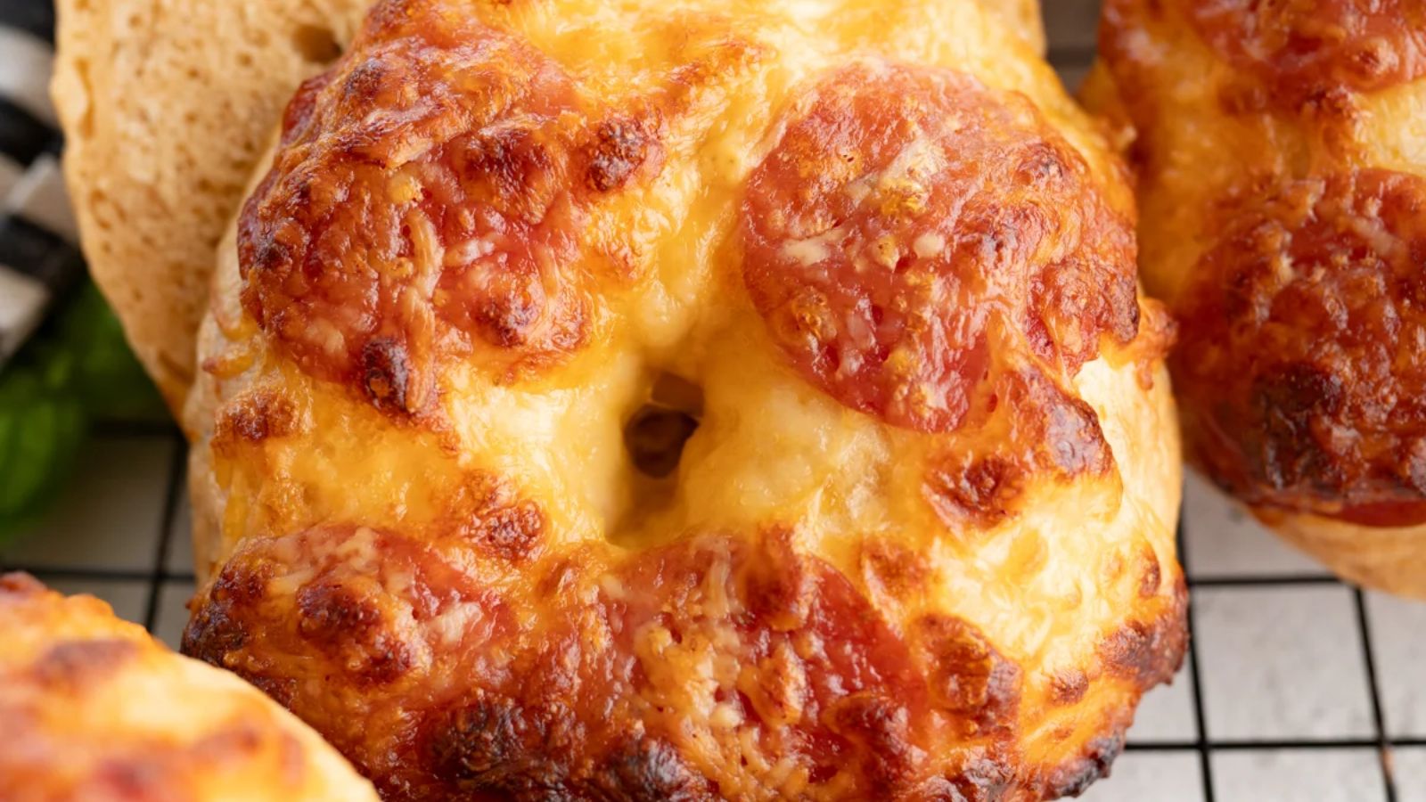 Pizza Bagels