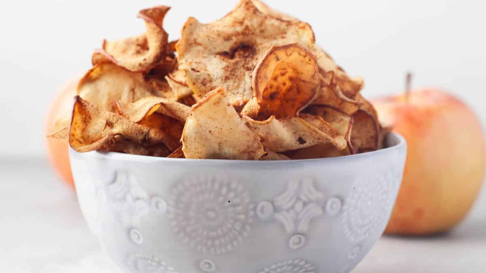 Homemade Apple Chips in the Air Fryer