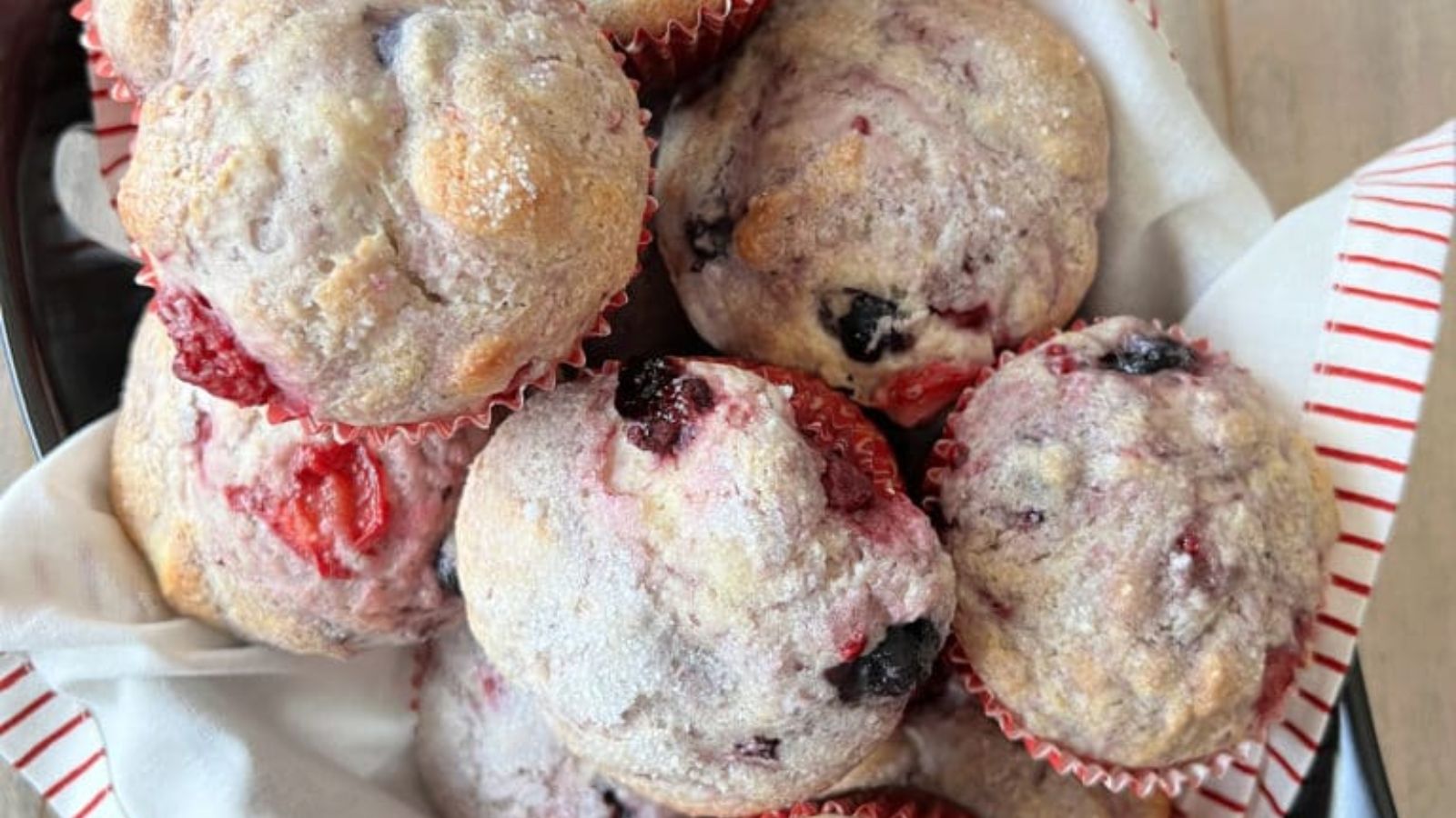 Easy Berry Bisquick Muffins