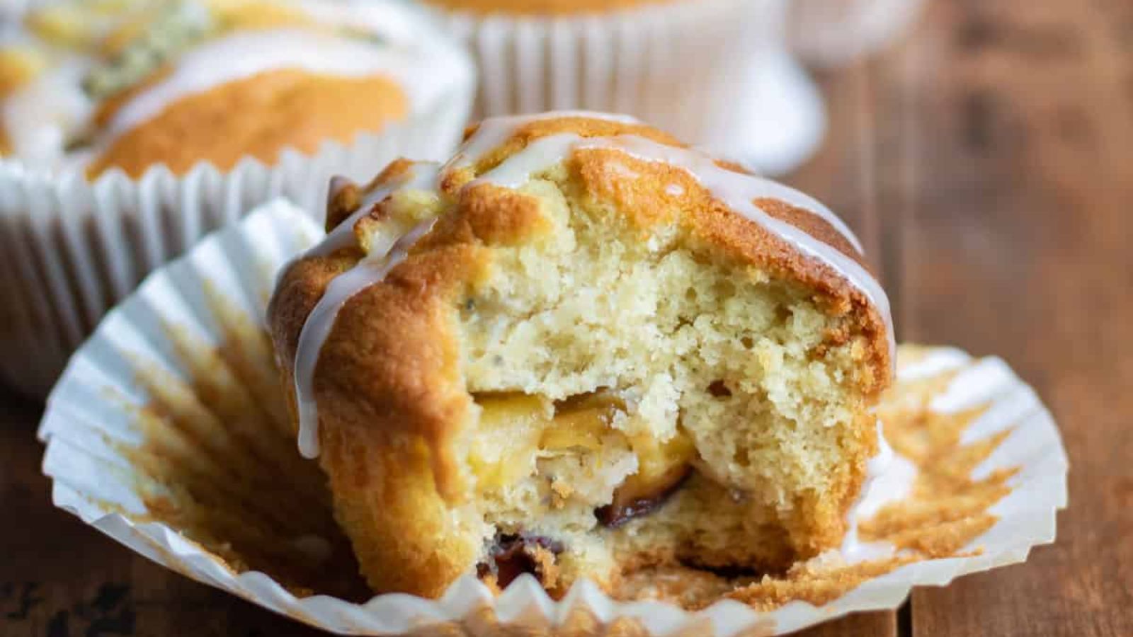 Peach Muffins with Vanilla Glaze