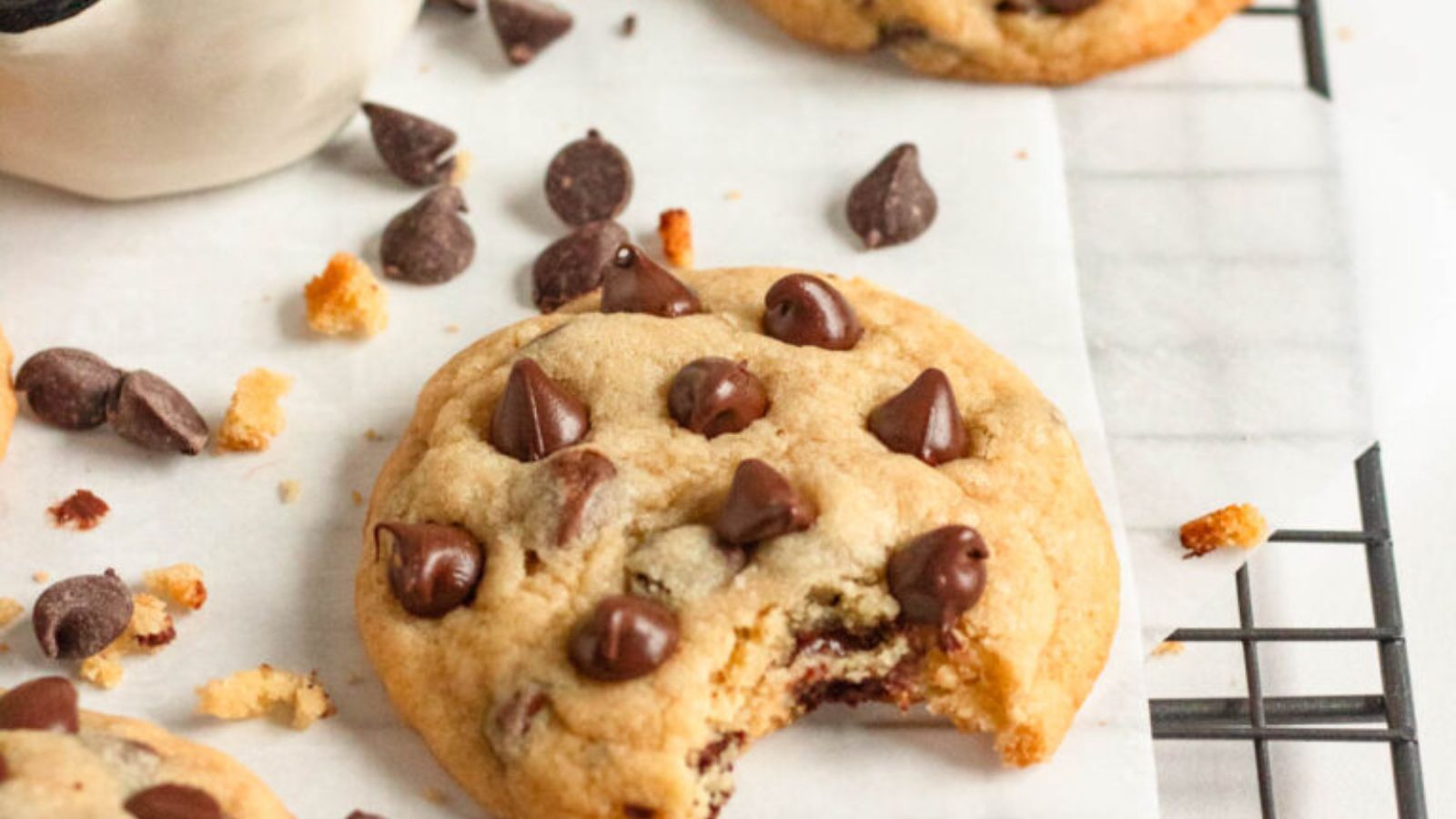 Easy Chocolate Chip Cookies