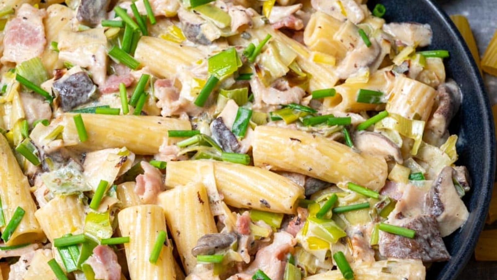 Bacon Leek Pasta