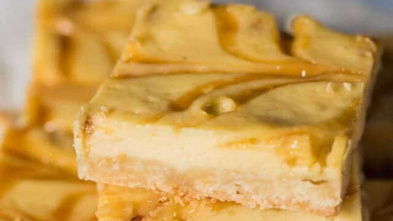 Praline Cheesecake Bars