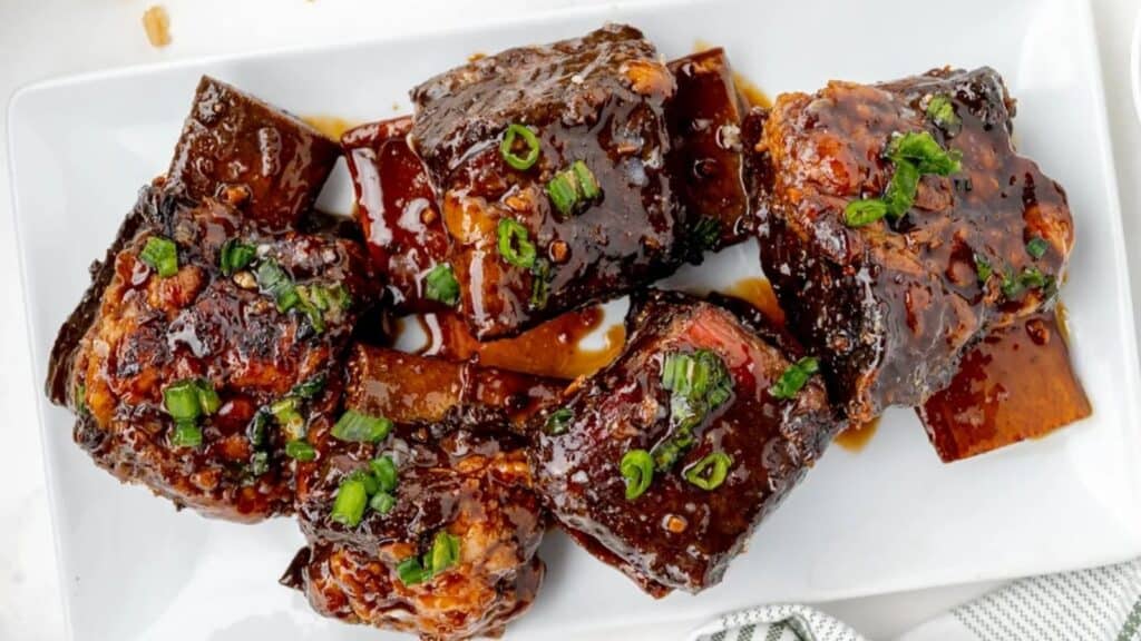16 Mouthwatering Short Rib Recipes That’ll Have You Drooling - Savor ...