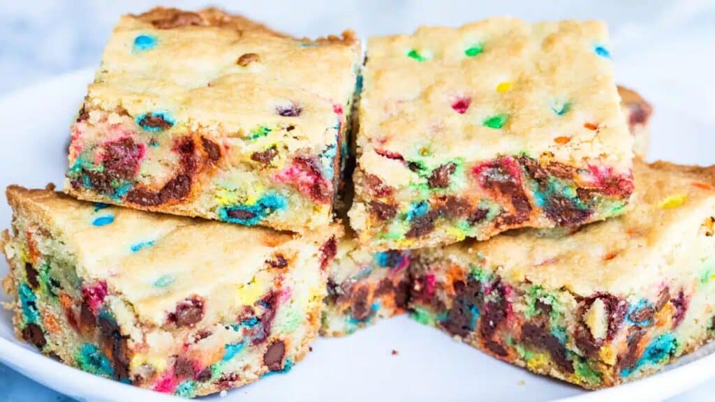 18 Cookie Bars That Are About to Become Your New Go-To Dessert - Savor ...