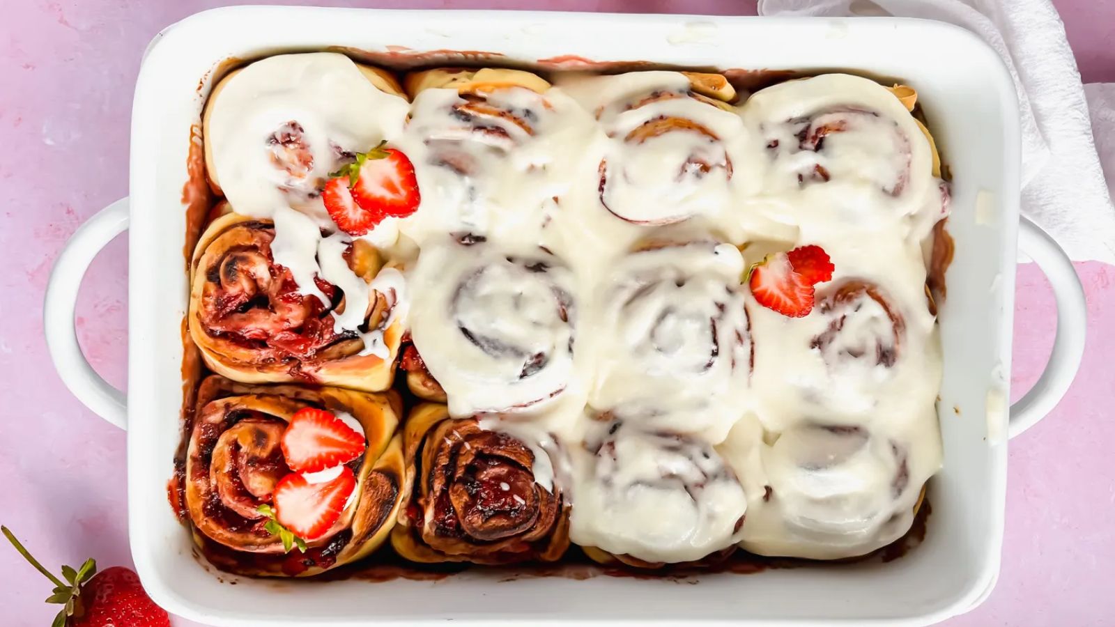 Strawberry Cinnamon Rolls Recipe