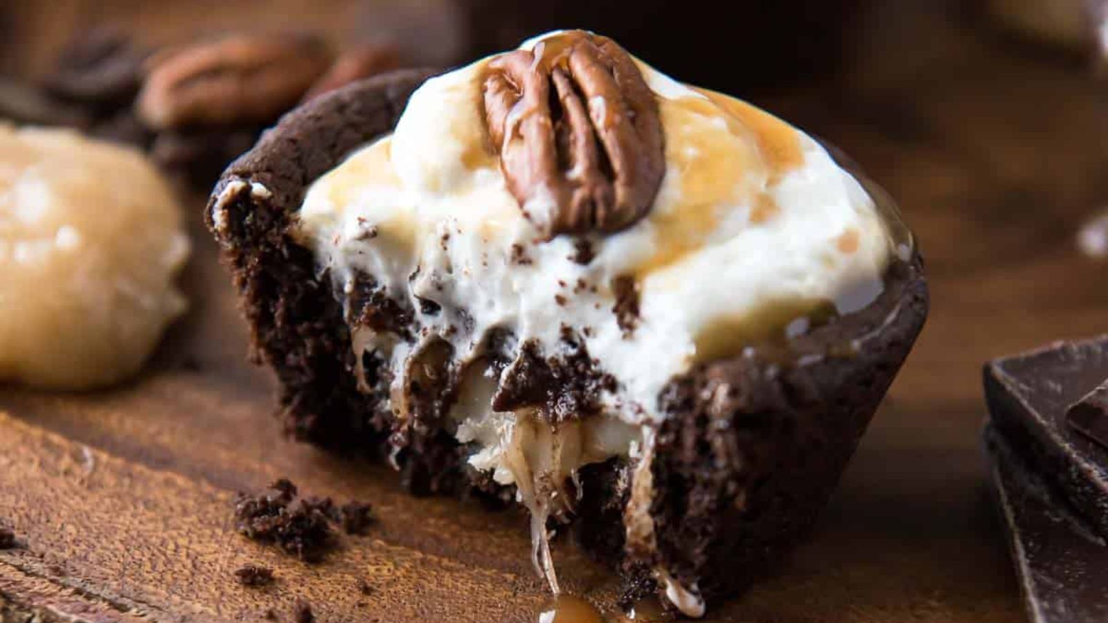 Gooey Triple-Layer Chocolate Turtle Pie Cookie Cups