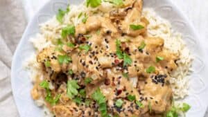 Roasted Cauliflower in Spicy Peanut Sauce
