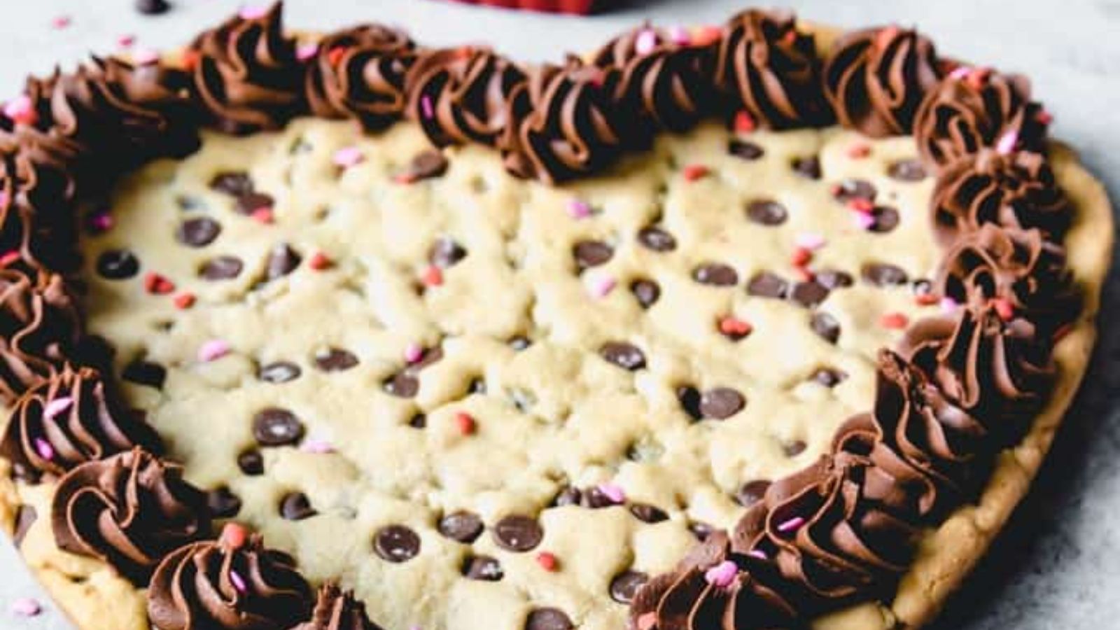Giant Chocolate Chip Cookie
