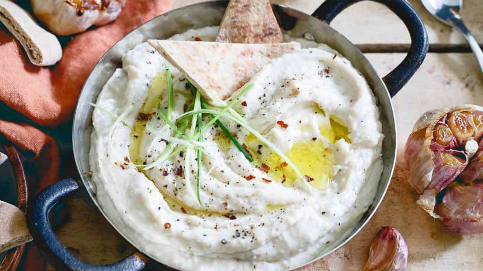 Roasted Garlic White Bean Dip