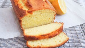 French lemon yogurt cake