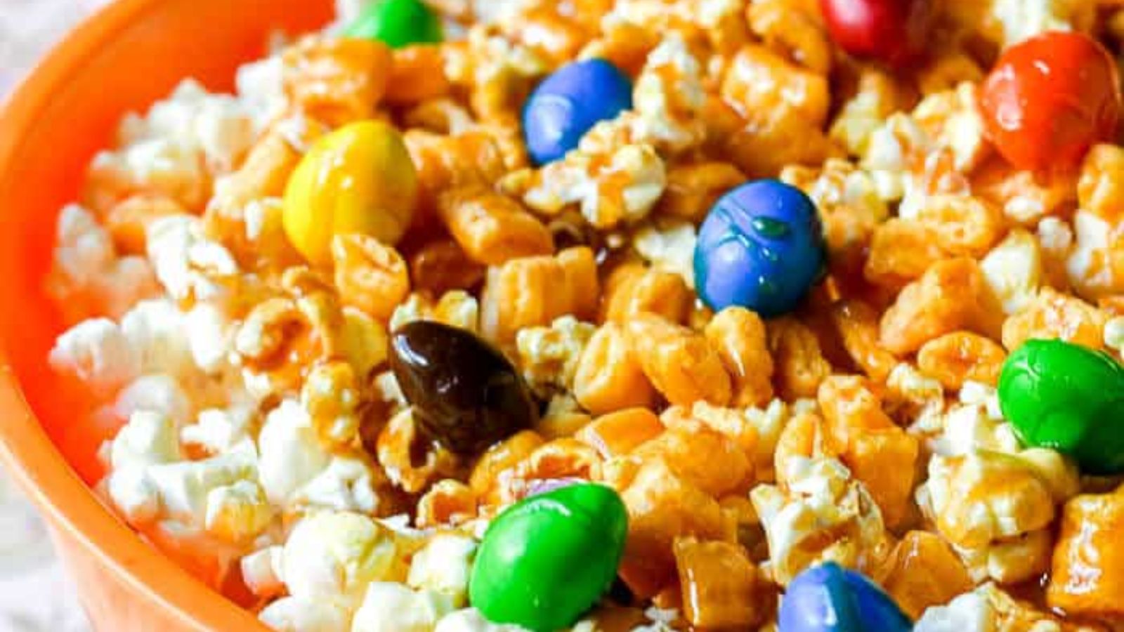 Sticky Wonder Popcorn Snack Mix