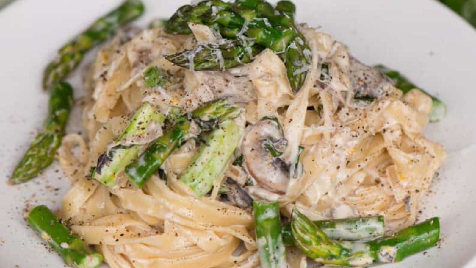 Asparagus Mushroom Fettuccine Alfredo