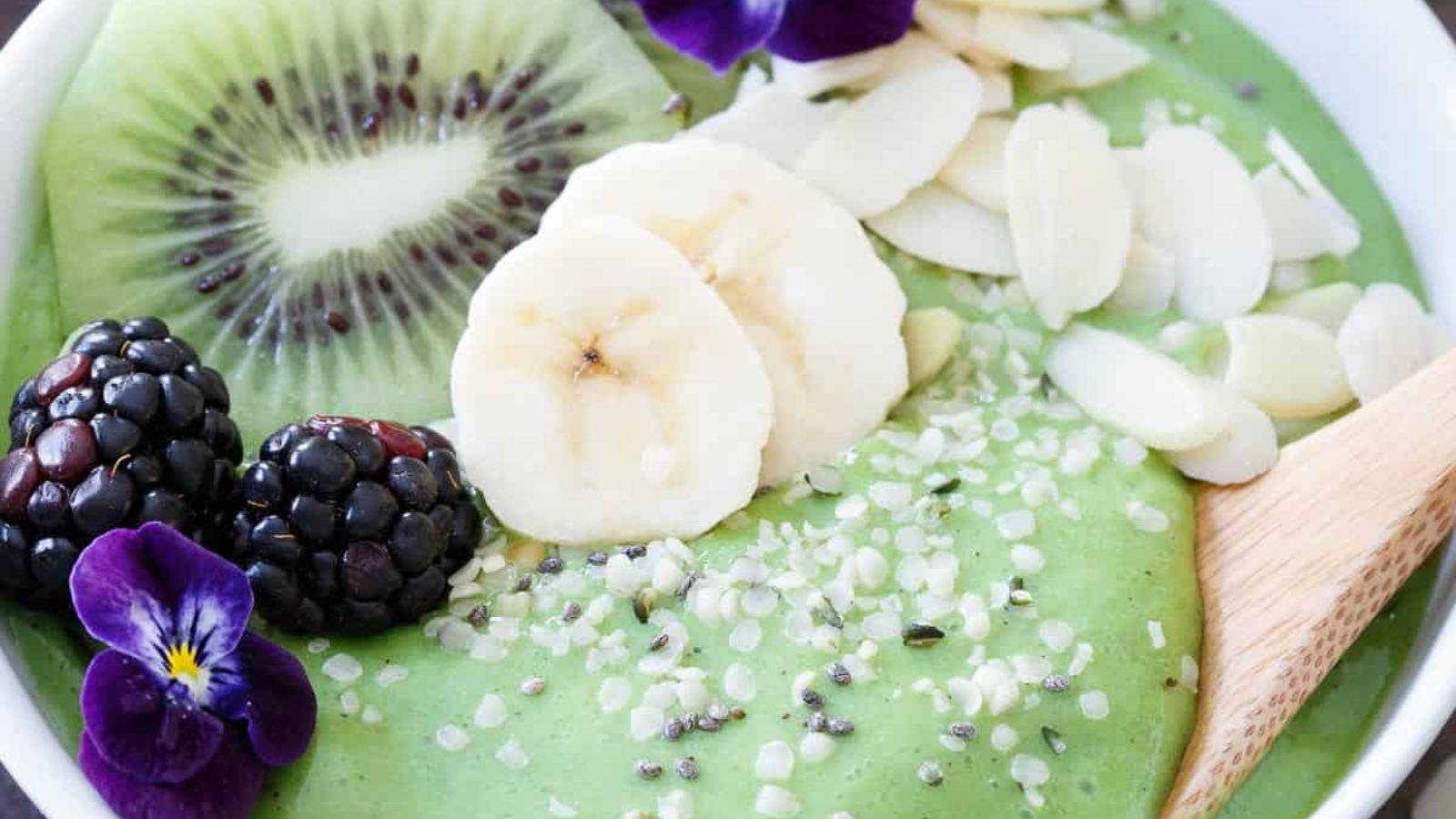 Avocado Pineapple Smoothie Bowl