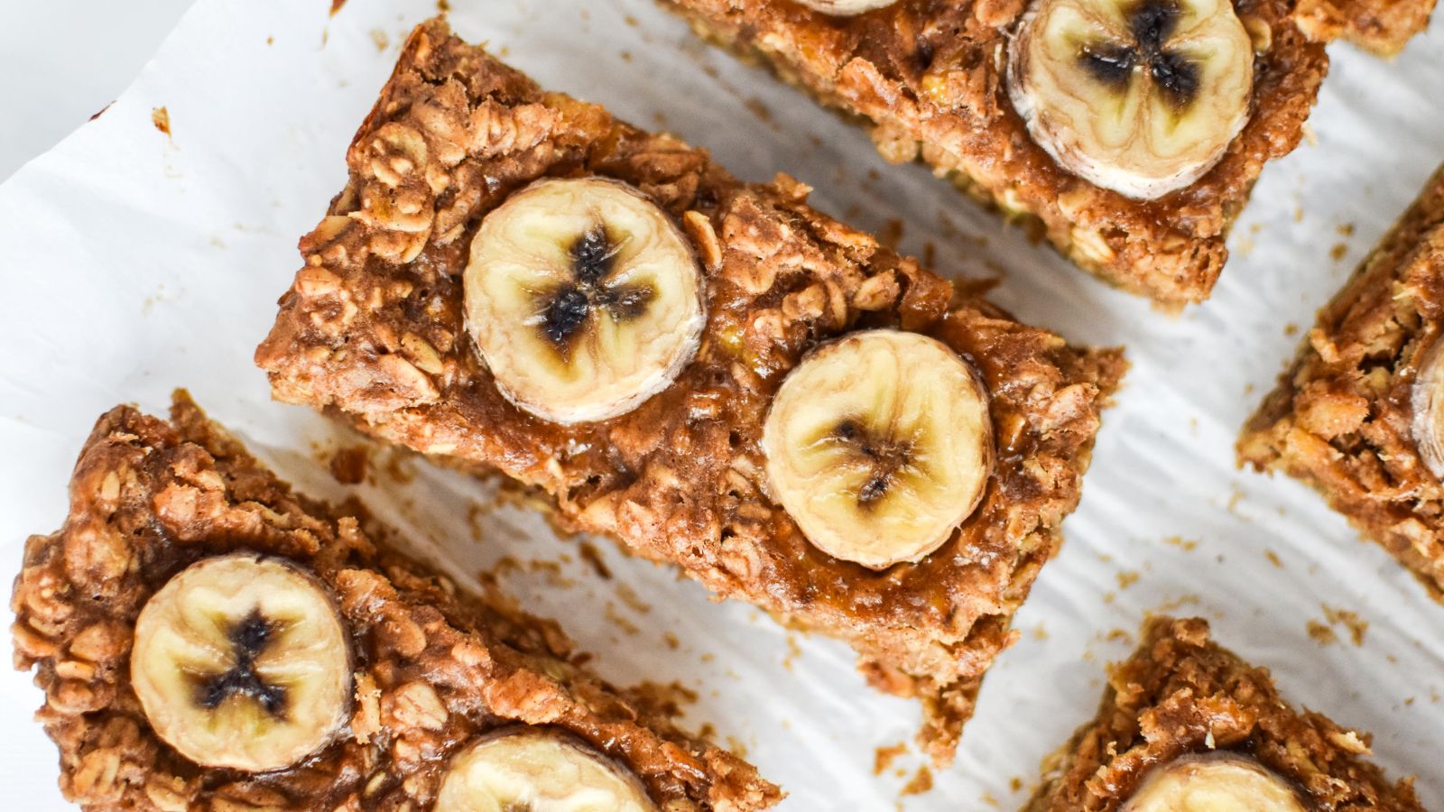 Peanut Butter Banana Oatmeal Breakfast Bars