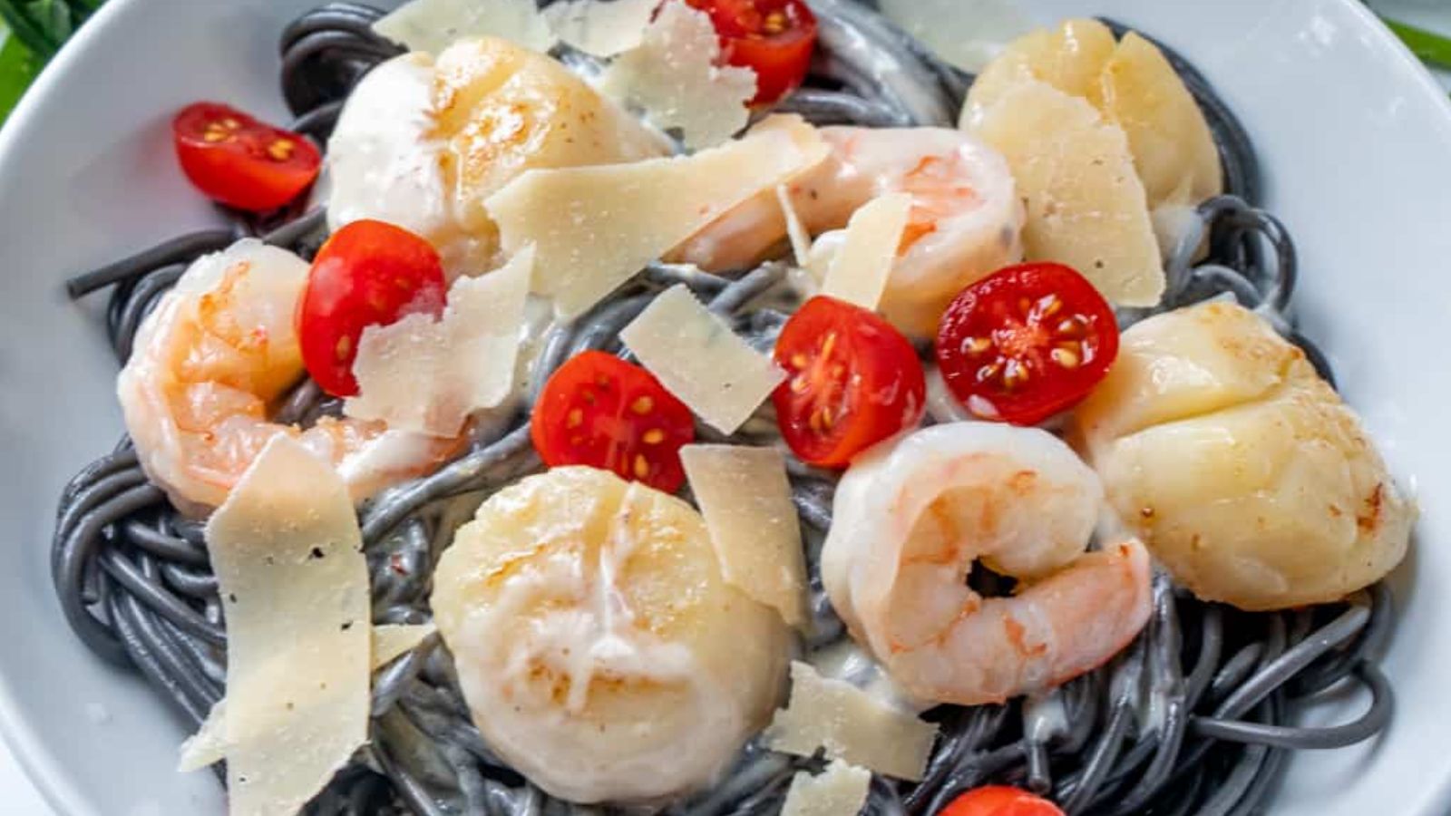 Shrimp & Scallop Squid Ink Pasta
