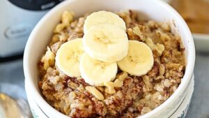 Crock Pot Peanut Butter Oatmeal