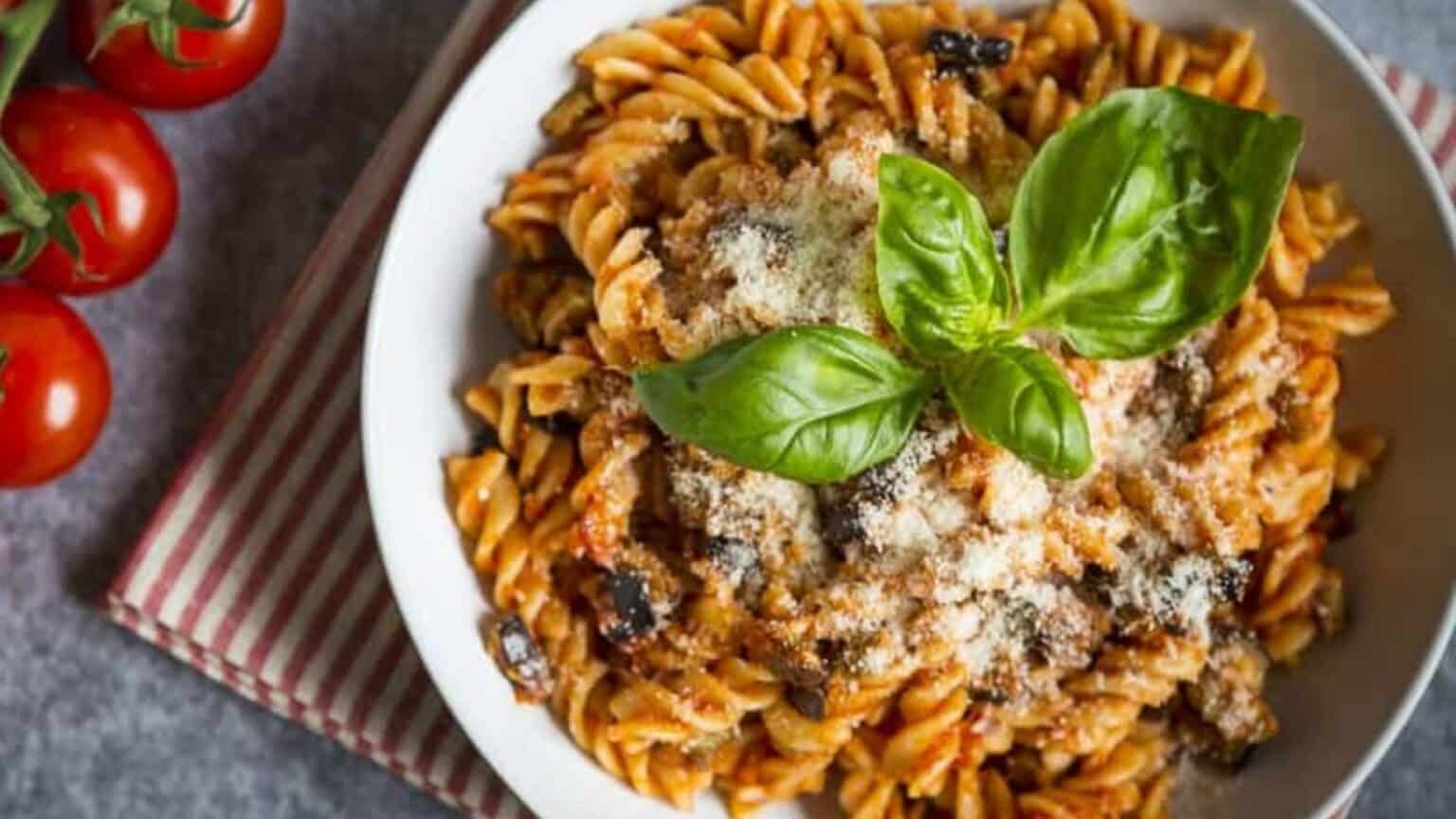 14 Simple Italian Pasta Dishes That Taste Straight Out of Rome - Savor ...