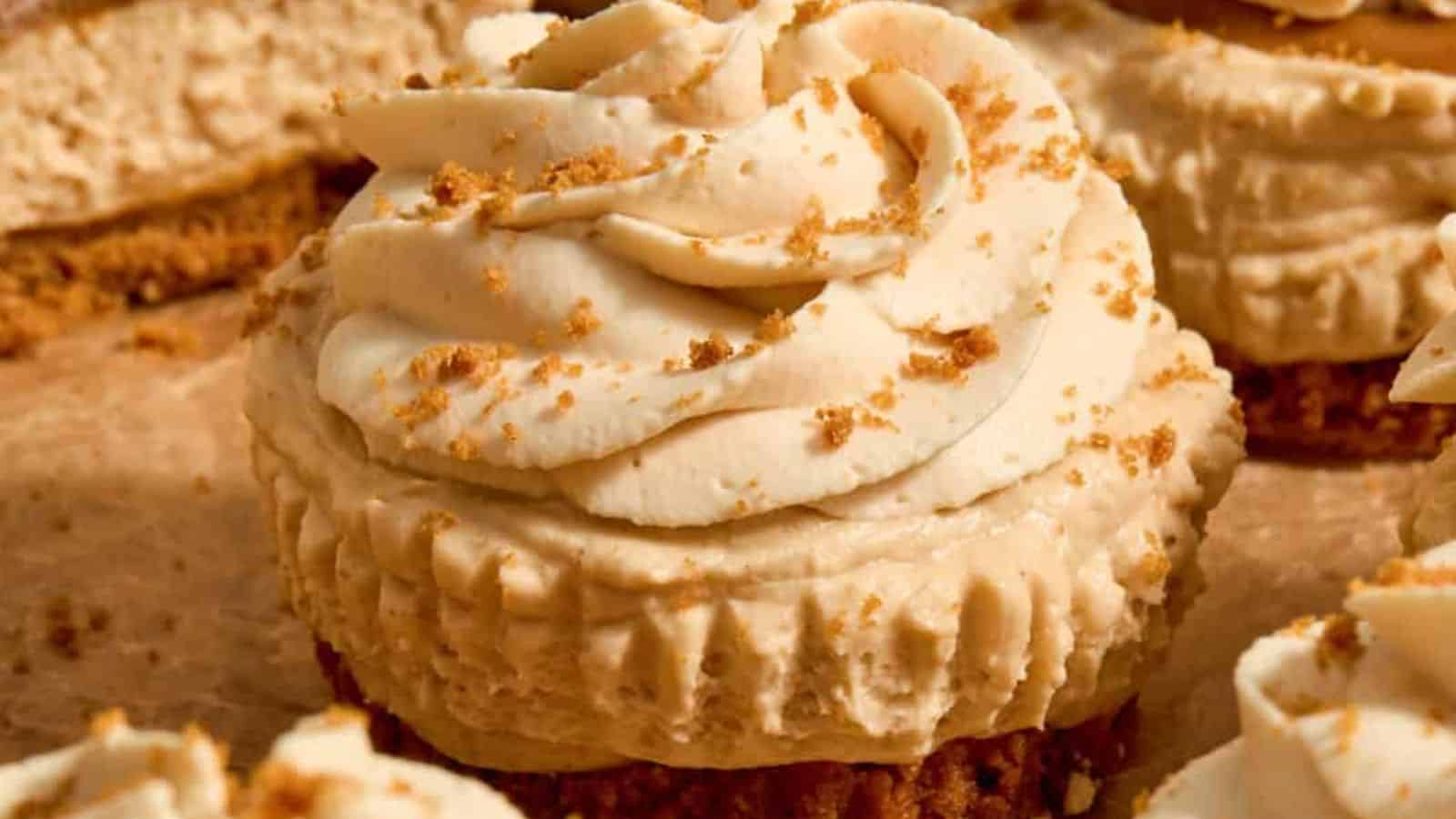 NO-BAKE MINI BISCOFF CHEESECAKES