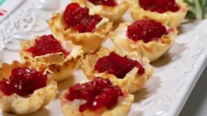 Easy Cranberry Brie Bites – Only 3 Ingredients