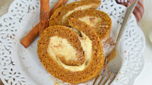 Pumpkin Roll Cake